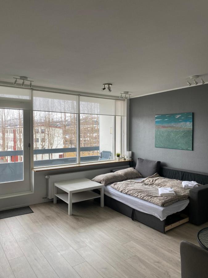 Cozy Apartment In Акурейри Экстерьер фото